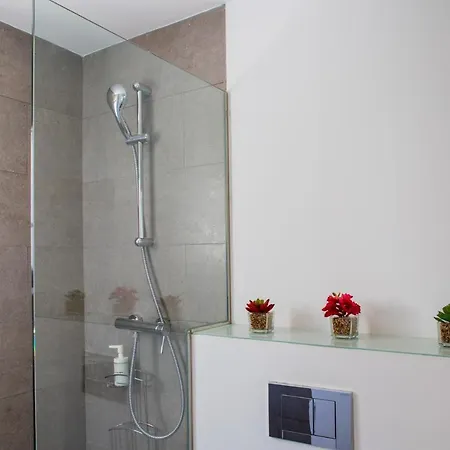 Florit Flats - Cabanyal 3 Bedroom Wifi Ac Terrace Penthouse Valencia