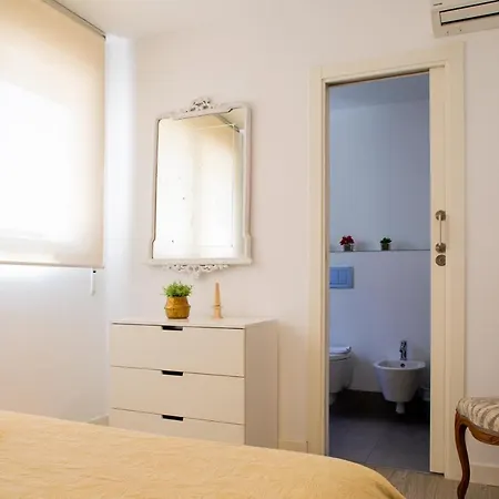 Apartment Florit Flats - Cabanyal 3 Bedroom Wifi Ac Terrace Penthouse *