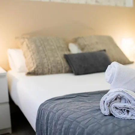 Apartment Florit Flats - Cabanyal 3 Bedroom Wifi Ac Terrace Penthouse *